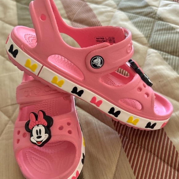 Crocs child Mini Mouse Disney Pink Multicolor Girl Sandals size 12C - Picture 2 of 12